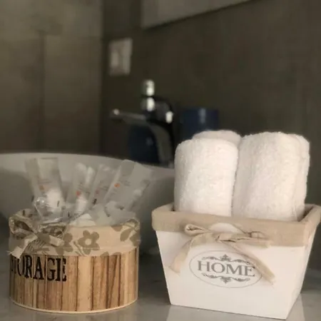 Maison Arena Al Corso Couette-café