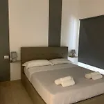 Alojamento de Acomodação e Pequeno-almoço Maison Arena Al Corso Nápoles