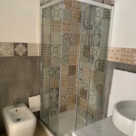 Alojamento de Acomodação e Pequeno-almoço Maison Arena Al Corso 4*